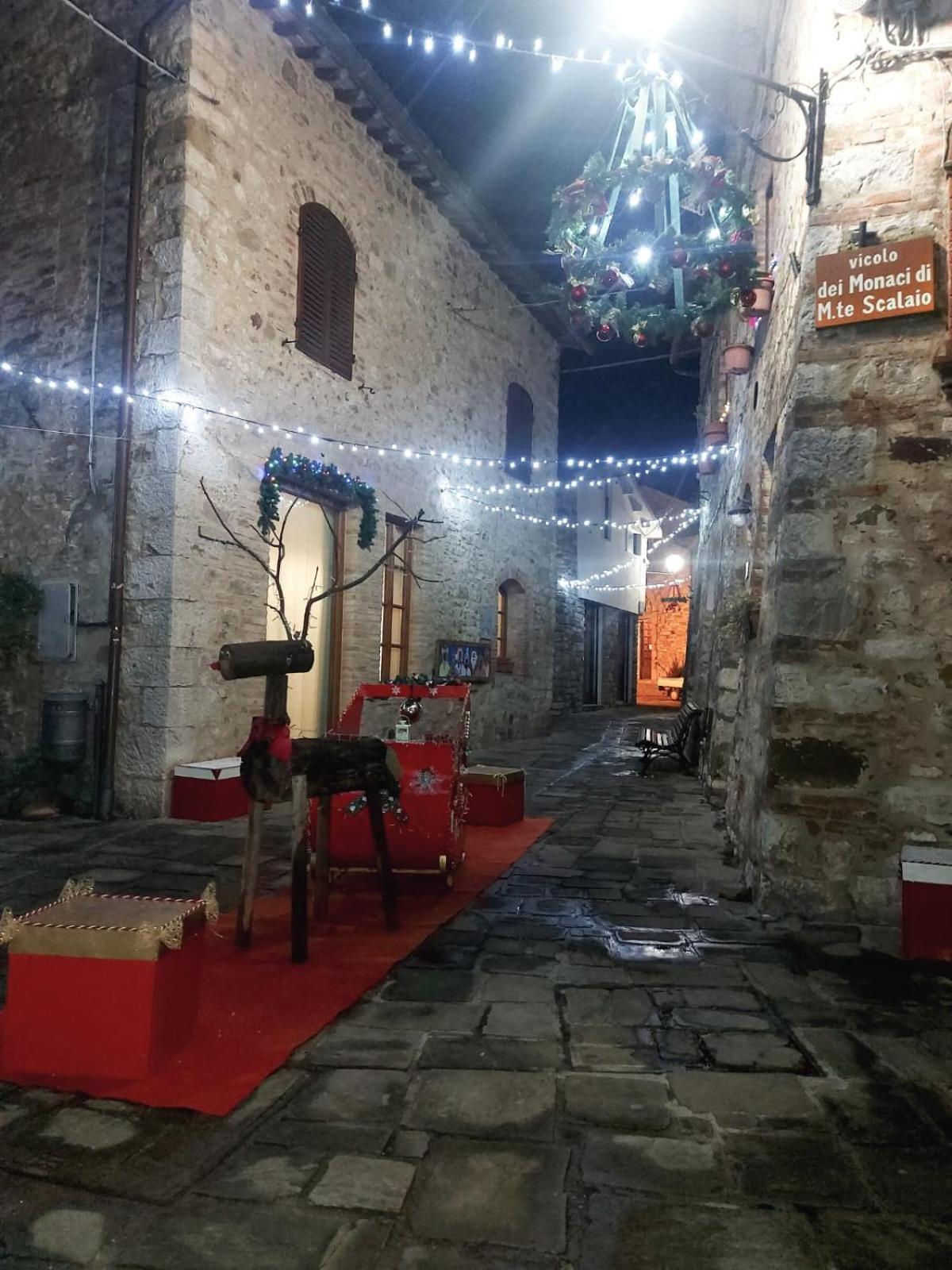 House With A View In Tuscany San Gusme Bagian luar foto