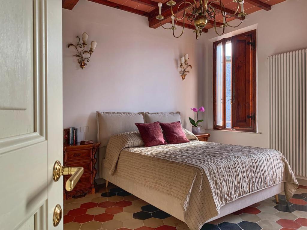 House With A View In Tuscany San Gusme Bagian luar foto