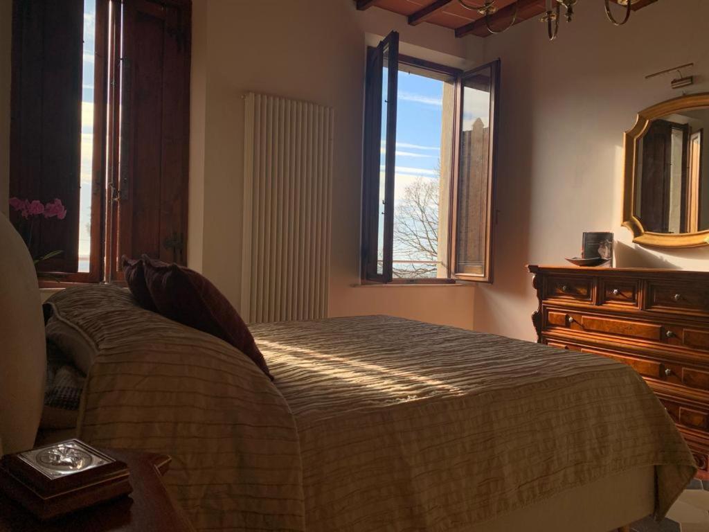 House With A View In Tuscany San Gusme Bagian luar foto