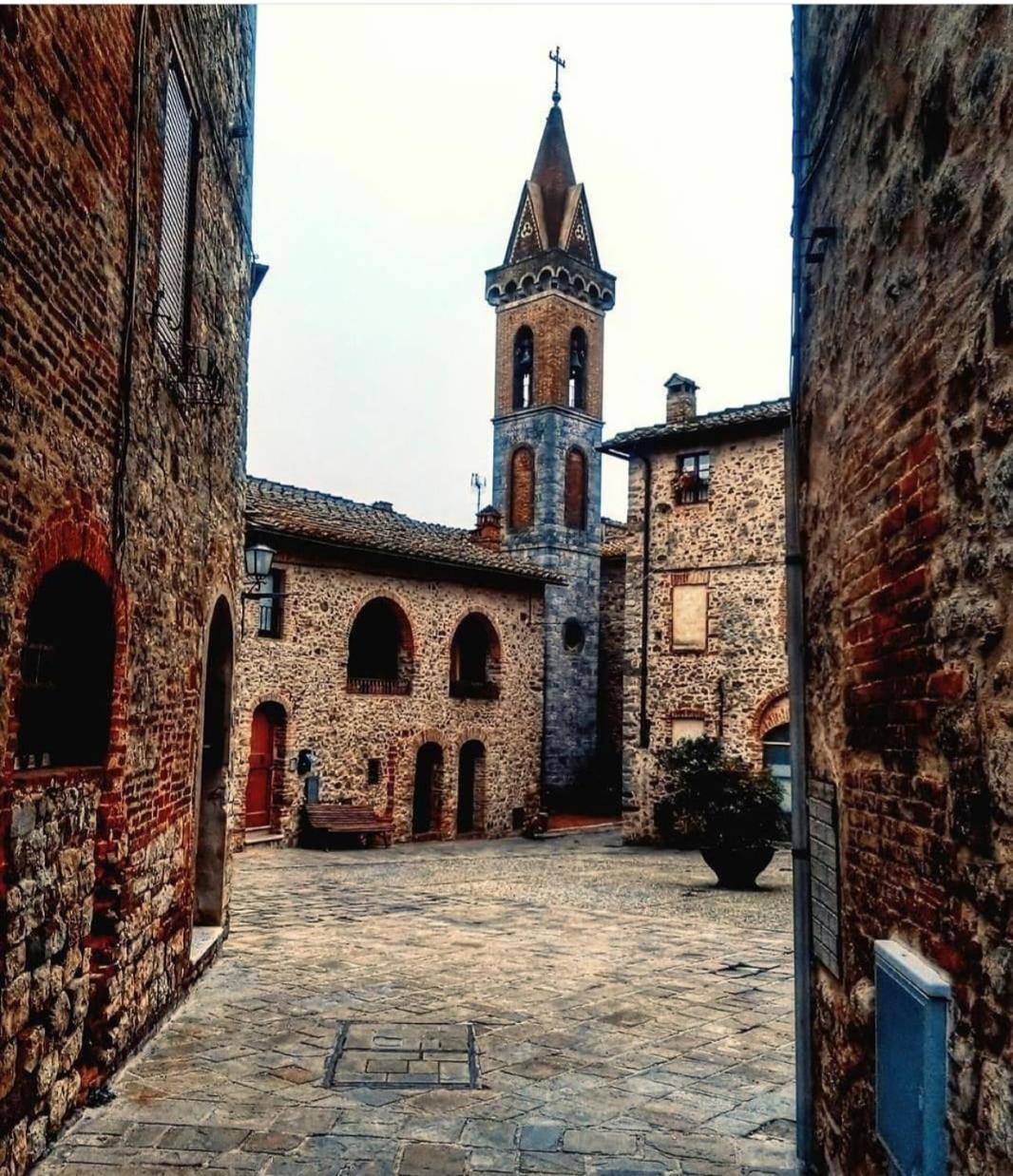 House With A View In Tuscany San Gusme Bagian luar foto